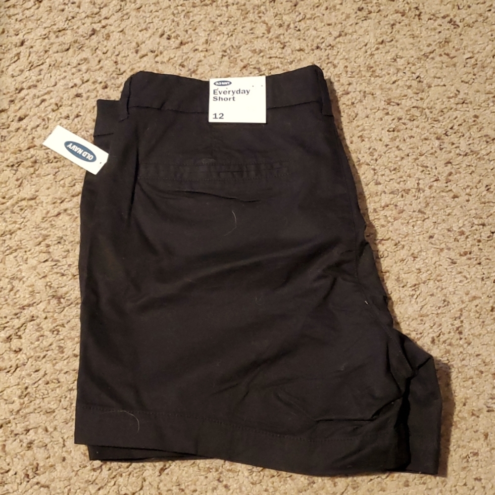 Old Navy Everyday Short